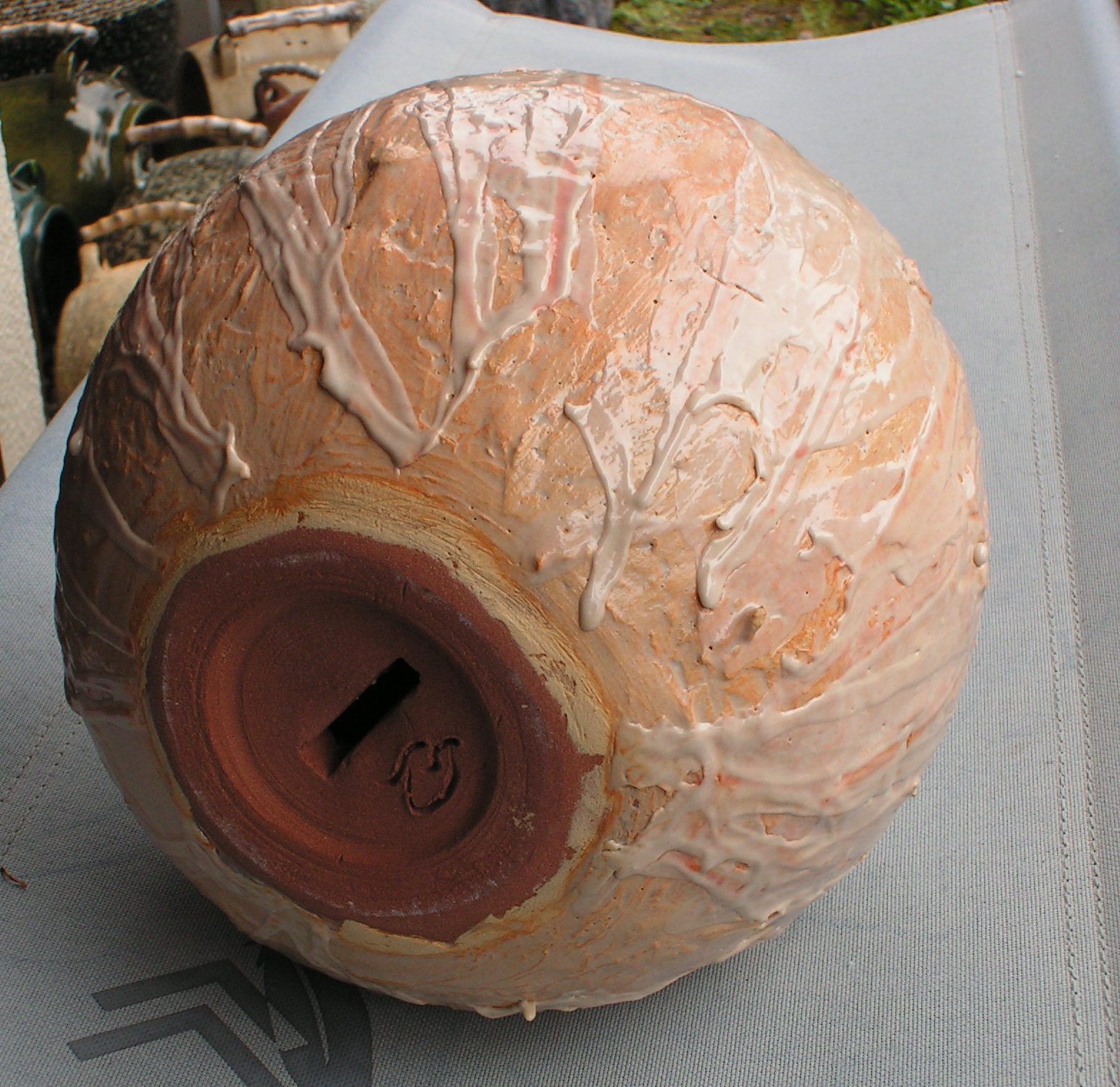 紅志野　不思議　貯金箱