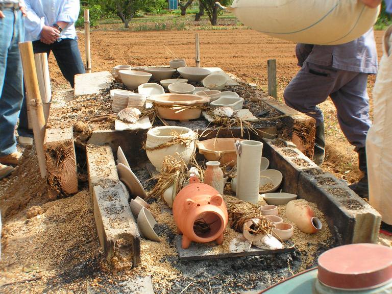 陶芸/野焼き体験。